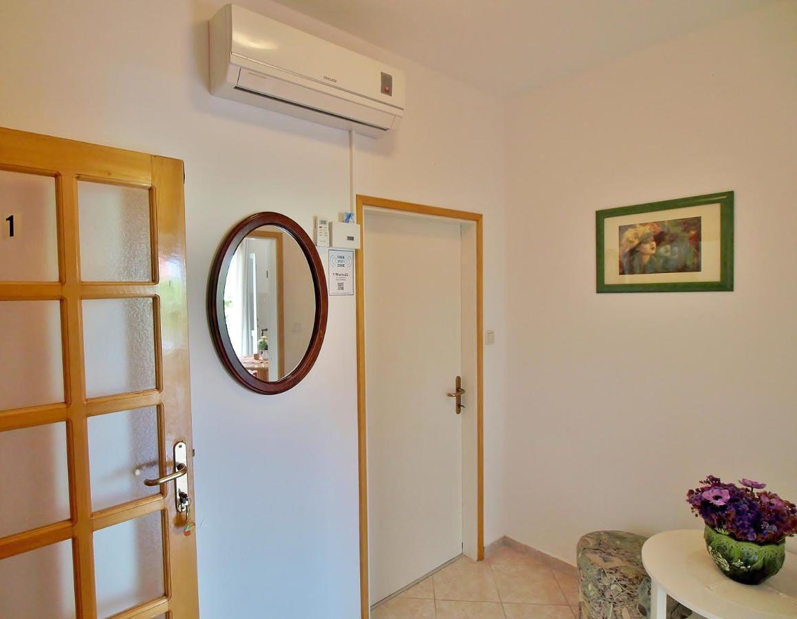 Apartments Biserka Rab Town Kültér fotó